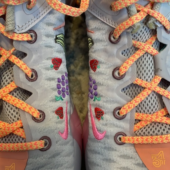 Nike | Shoes | Nike Giannis Immortality Force Field Super Smoothie | Poshmark